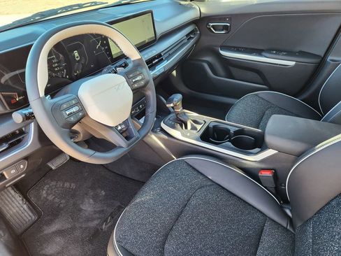 New 2025 Kia K4 GT-Line w/ GT-Line Sunroof Package image 7