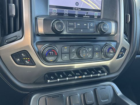 Used 2017 GMC Sierra 2500 Denali w/ Duramax Plus Package image 20