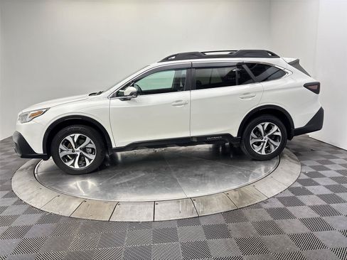 Used 2020 Subaru Outback Limited w/ Popular Package #2 AWD/4WD image 16