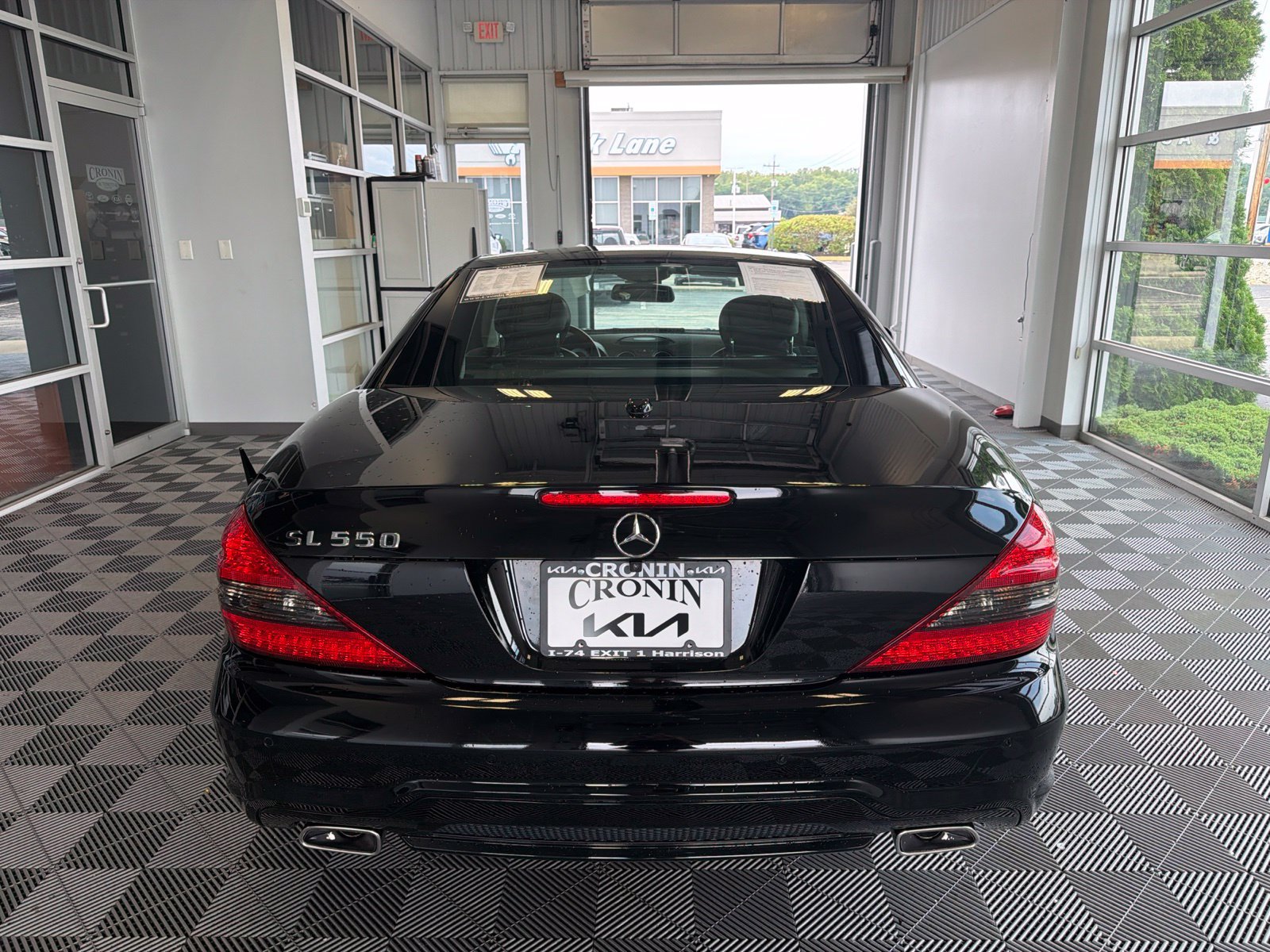 Used 2011 Mercedes-Benz SL 550 image 5