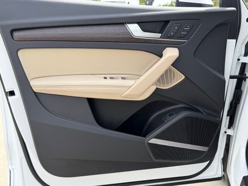 Used 2024 Audi Q5 2.0T Premium Plus w/ Premium Plus Package image 19