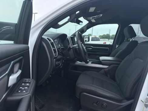 Used 2025 RAM 1500 Big Horn AWD/4WD image 11