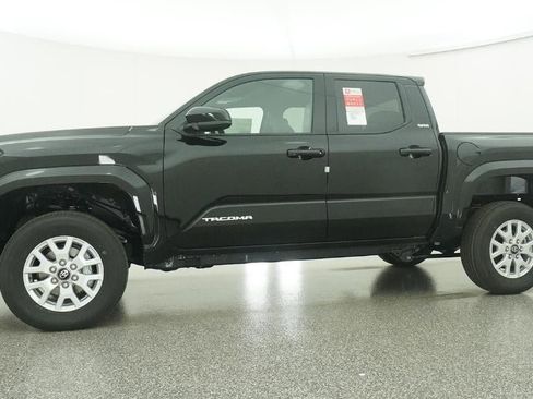 New 2026 Toyota Tacoma SR5 image 18