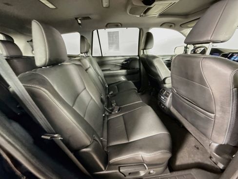 Certified 2021 Honda Pilot Touring image 38