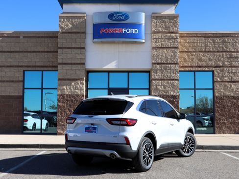New 2026 Ford Escape SE image 6