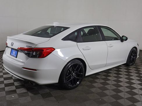 Used 2023 Honda Civic Sport image 7