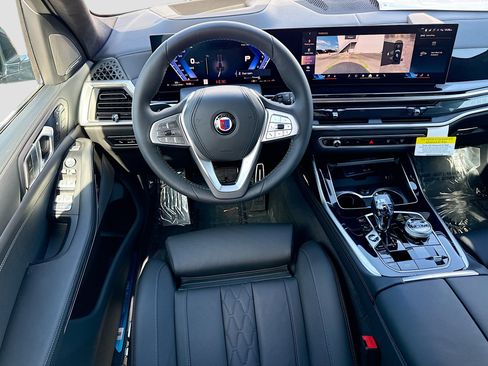New 2026 BMW ALPINA XB7 AWD/4WD image 18