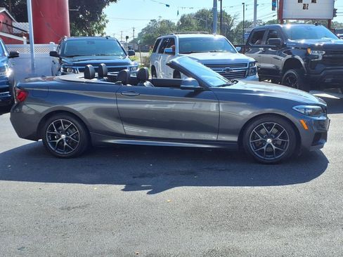 Used 2015 BMW 228i xDrive Convertible image 4