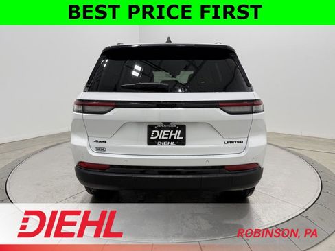 New 2025 Jeep Grand Cherokee Limited w/ Black Appearance Package image 8