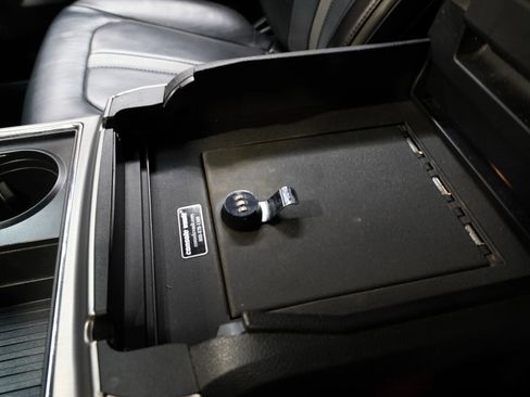 Used 2019 Ford F250 Platinum w/ Platinum Ultimate Package image 57