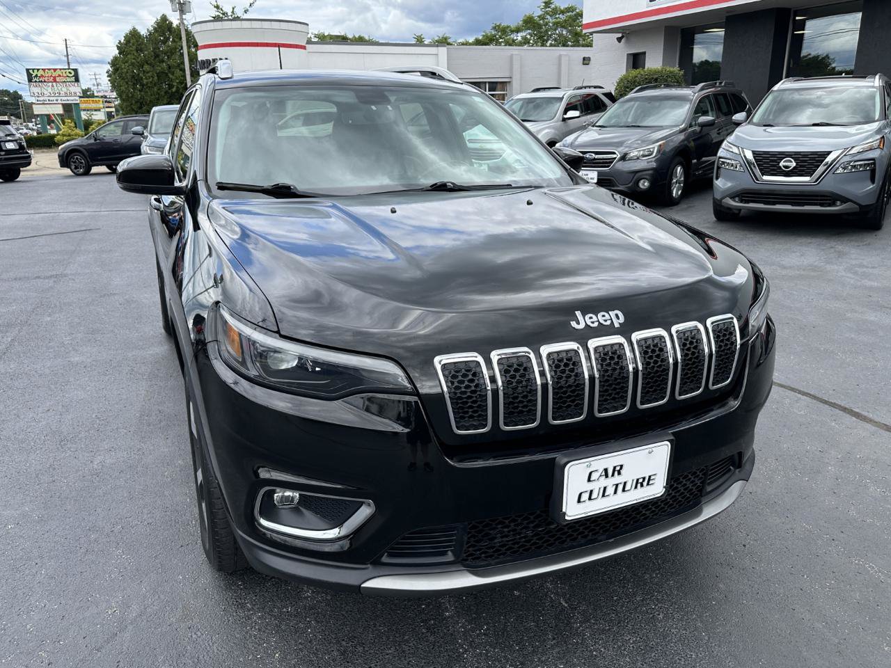 Used 2020 Jeep Cherokee Limited AWD/4WD image 3