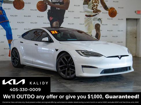 Used 2021 Tesla Model S Plaid image 1