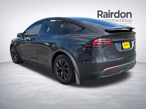 Used 2024 Tesla Model X image 9