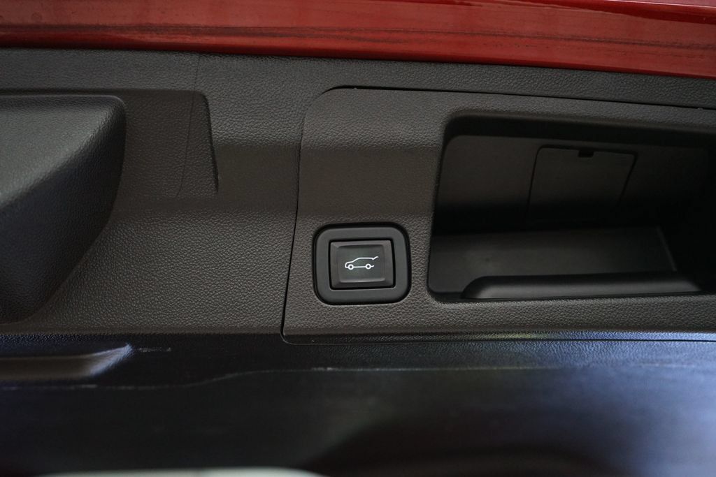 Used 2022 GMC Acadia Denali AWD/4WD image 54