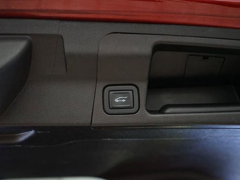 Used 2022 GMC Acadia Denali AWD/4WD image 54