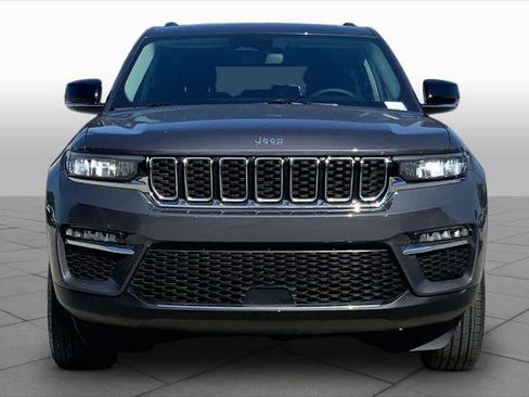 Certified 2023 Jeep Grand Cherokee Limited AWD/4WD image 4