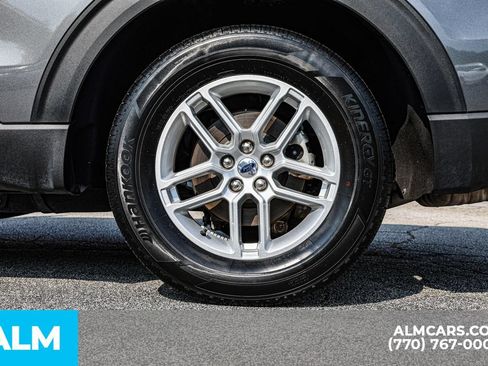 Used 2025 Ford Explorer Active RWD image 16