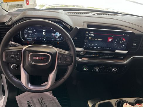 Used 2023 GMC Sierra 1500 Elevation AWD/4WD image 15