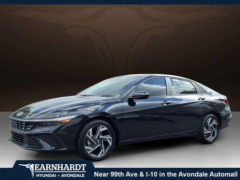 Certified 2025 Hyundai Elantra Sport FWD image 1