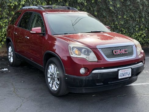 Used 2011 GMC Acadia SLT image 2