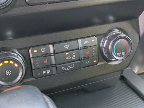 Used 2020 Ford F150 XLT w/ Equipment Group 302A Luxury image 28