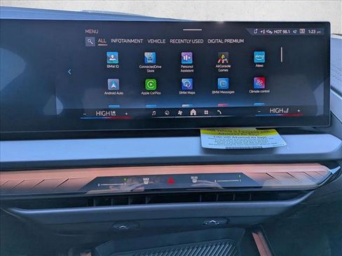 New 2026 BMW X3 xDrive30 w/ Premium Package image 14