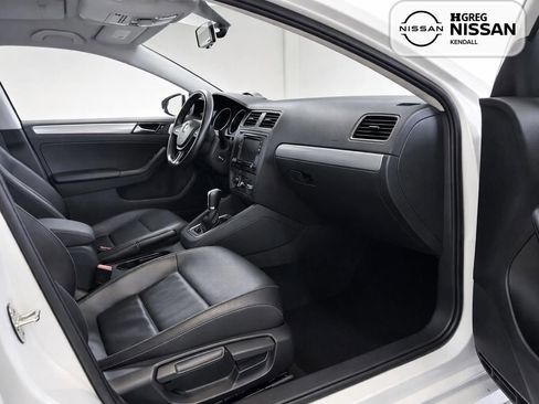 Used 2018 Volkswagen Jetta SE image 7