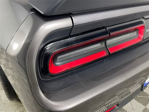 Used 2019 Dodge Challenger R/T Scat Pack w/ Shaker Package image 18