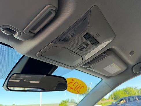 Certified 2025 Toyota RAV4 XLE AWD/4WD image 25