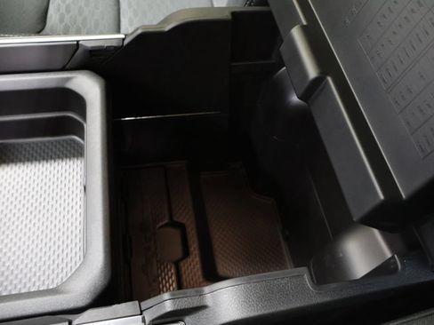 New 2026 RAM 1500 4x4 Crew Cab image 25