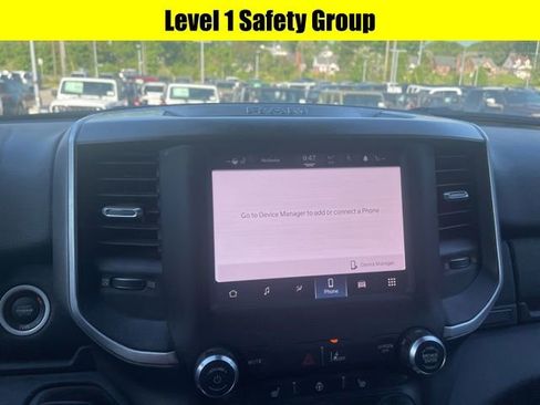 Used 2022 RAM 1500 Big Horn AWD/4WD image 11