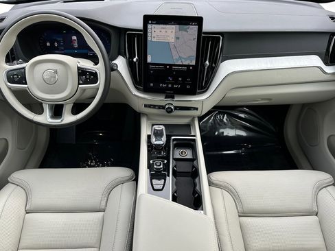 New 2026 Volvo XC60 B5 Ultra w/ Climate Package image 11