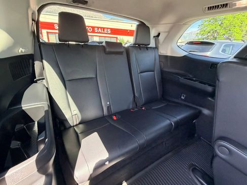 Used 2024 Toyota Grand Highlander AWD image 24
