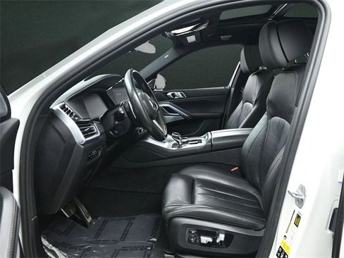 Used 2020 BMW X6 M50i w/ Executive Package image 11