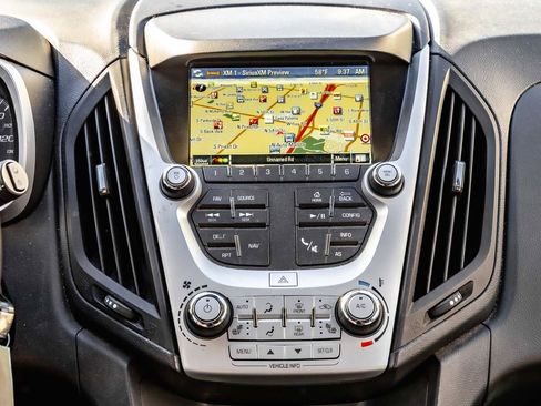 Used 2017 Chevrolet Equinox LT w/ Convenience Package image 15