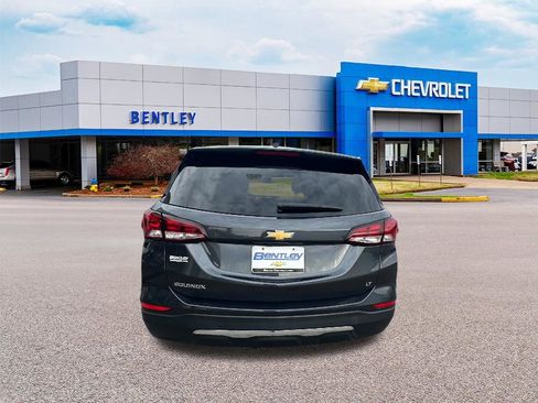 Used 2022 Chevrolet Equinox LT image 4
