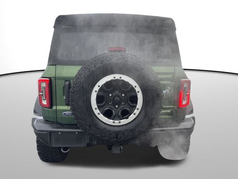 Used 2022 Ford Bronco Badlands image 2