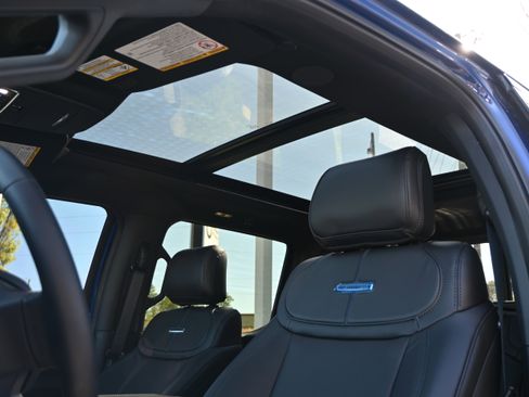 Used 2026 Ford F250 Platinum AWD/4WD image 28