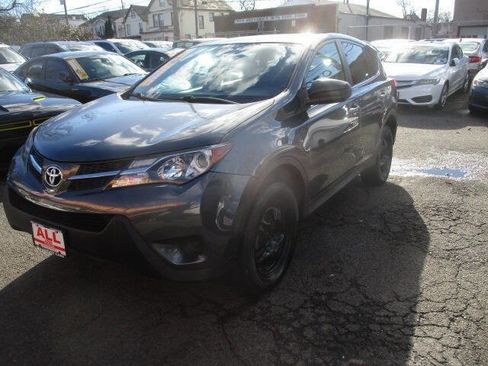 Used 2015 Toyota RAV4 LE image 4