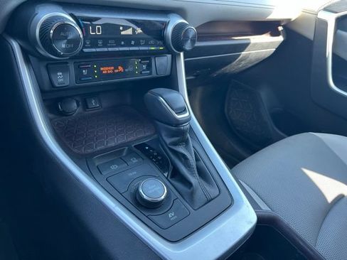 Used 2022 Toyota RAV4 Limited w/ Limited Grade Weather Package AWD/4WD image 19