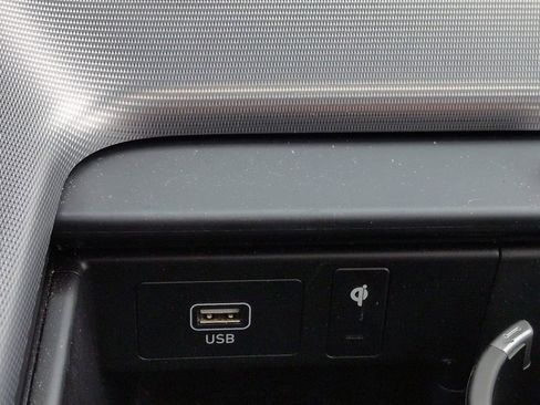 Used 2023 Hyundai Palisade Calligraphy image 24