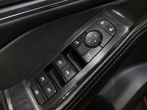 Used 2021 Nissan Rogue SV w/ Premium Package FWD image 27