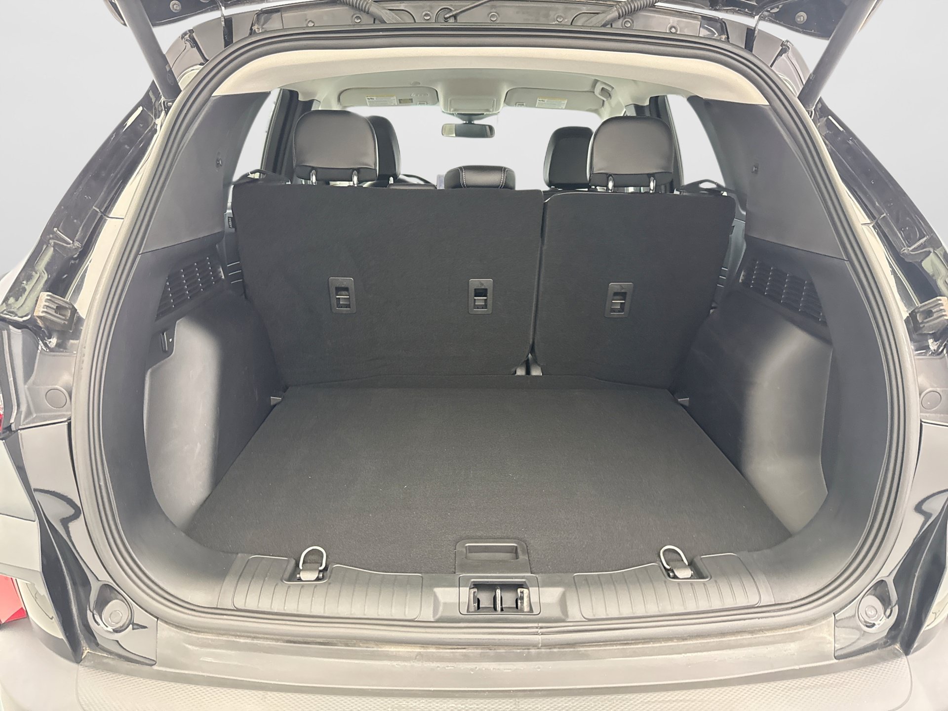 Used 2023 Ford Escape Platinum w/ Premium Technology Package AWD/4WD image 22