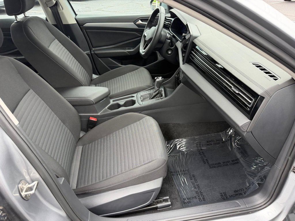 Used 2025 Volkswagen Jetta S FWD image 26