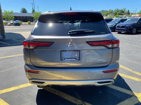 Used 2023 Mitsubishi Outlander SEL AWD/4WD image 14