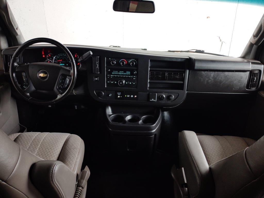 Used 2020 Chevrolet Express 3500 LS RWD image 35