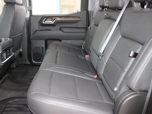 Used 2022 GMC Sierra 1500 Elevation w/ Elevation Premium Package AWD/4WD image 26