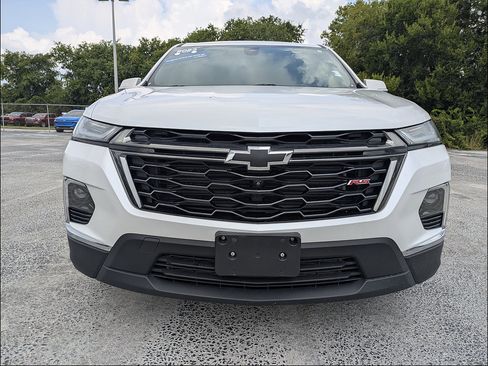Used 2023 Chevrolet Traverse RS AWD/4WD image 9