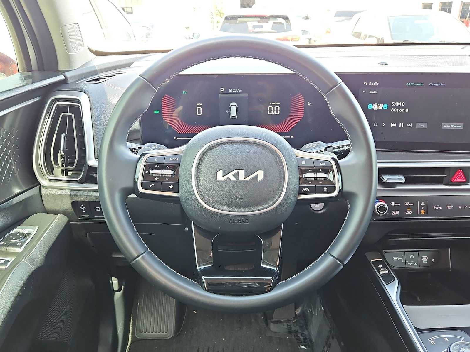 Used 2025 Kia Sorento EX AWD/4WD image 18