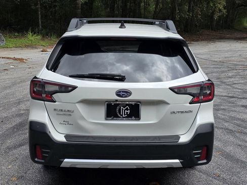 Used 2020 Subaru Outback Limited w/ Popular Package #2 AWD/4WD image 3